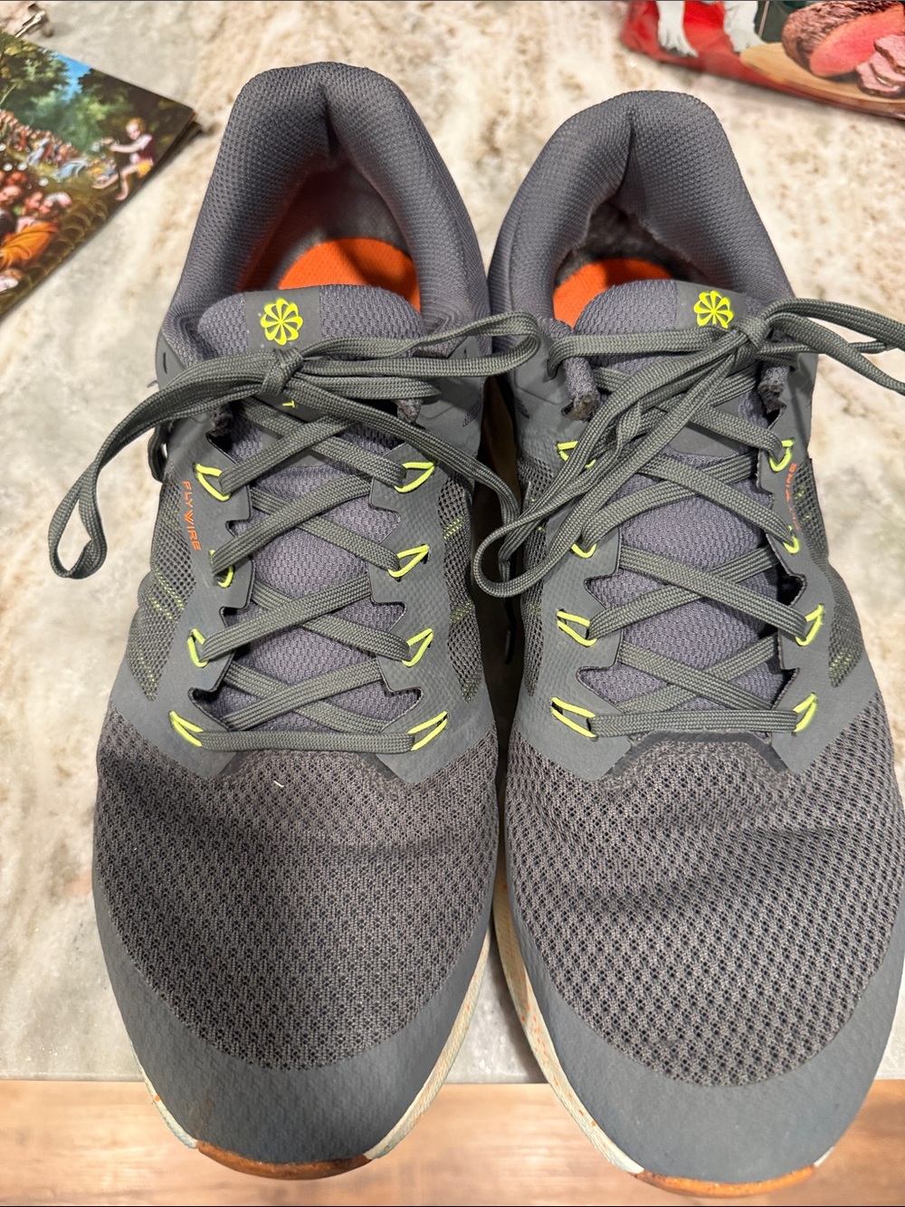 Nike Running Swift 3 FLYWIRE Men's Gray Athletic Sneakers with Lime Accents